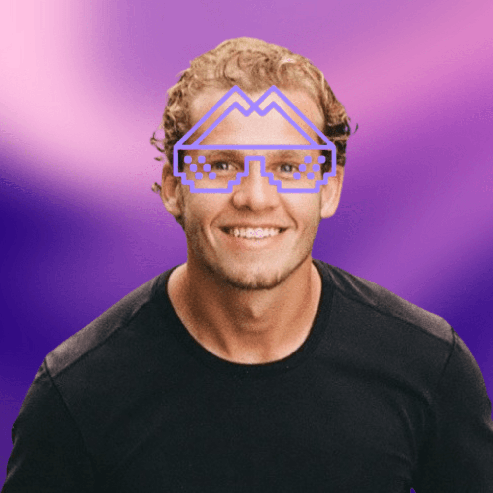 Carson White headshot